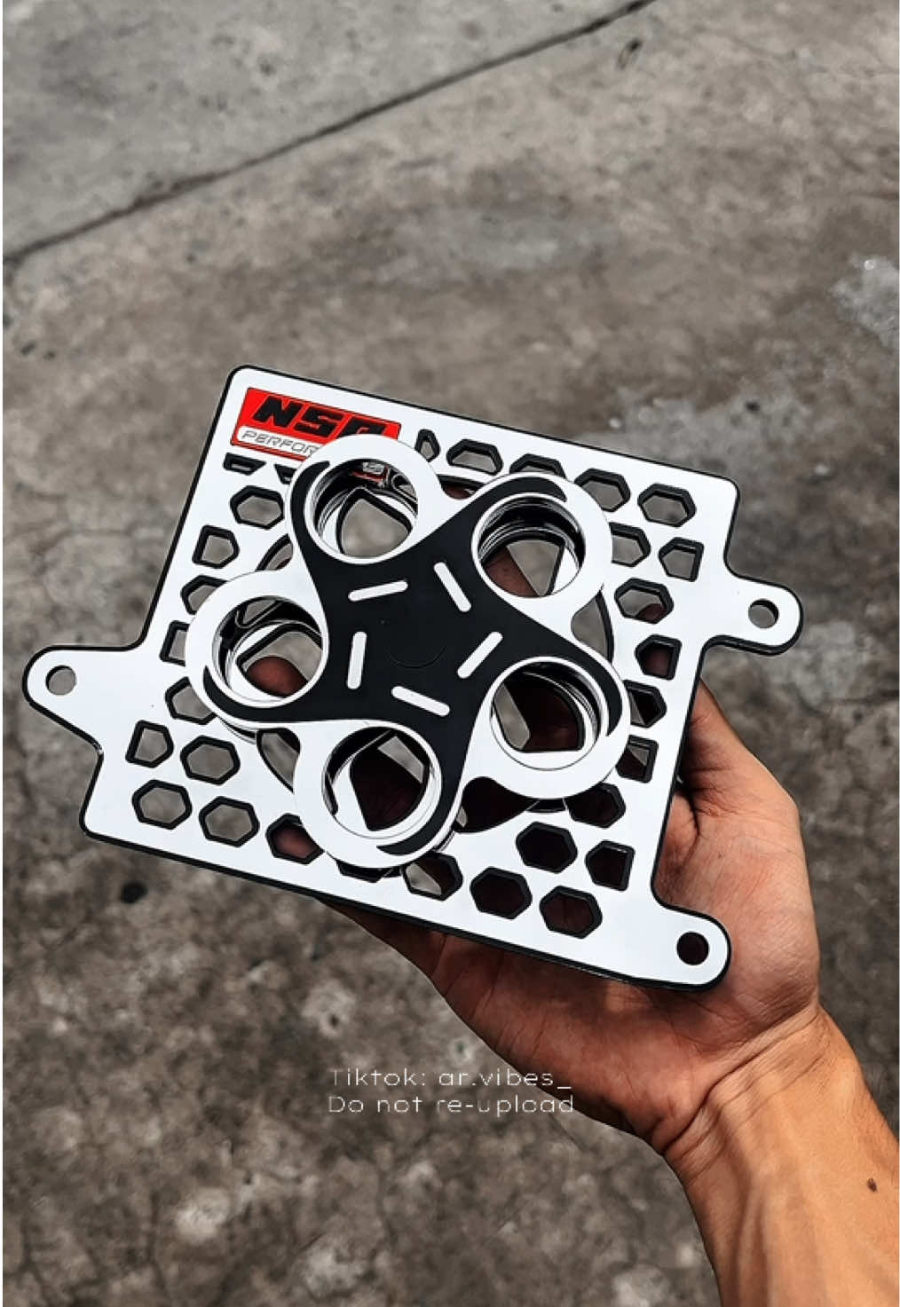 NSA RADIATOR COVER SPINNER @NSA PERFORMANCE PH #nsaperformance #nsaradiatorcover #radiatorcover #hondaclickradiatorcover #variomodifikasi #aeroxradiatorcover #nmaxradiatorcover #coverradiatorpcx #indoconcept🇮🇩 #radiatorspinner 
