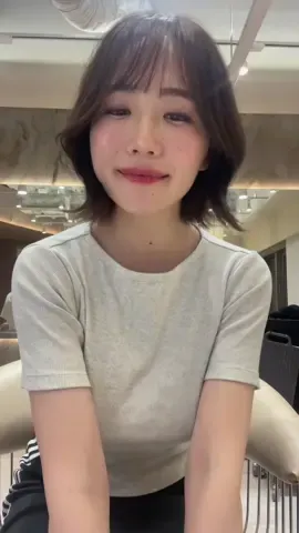 仕事終わりにサロン行ってきた💇🏻‍♀️美容室の内装かわいすぎ〜💖 #サロンモデル #外ハネボブ #くびれヘア #fyp 