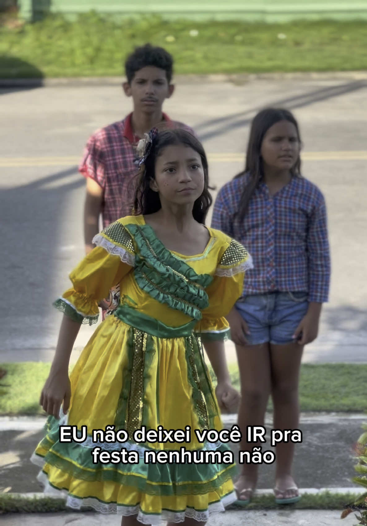 Deixo ou não deixo ela ser rainha do milho #familia #dramanotiktok 