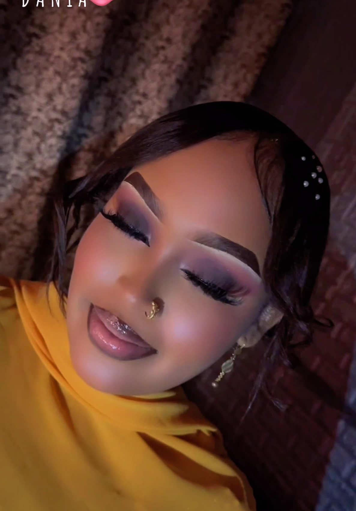 Makeup bye me😂🫶🏻#foryoupage #kaltuunbeautysalon💄 #somalitiktok #makeup #by #me #