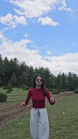 #deuralimabataschalyo #nepal #tiktok #unkosweater #deuralima 