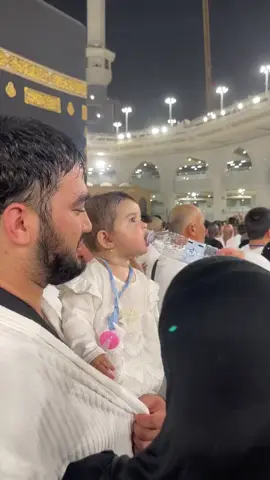 Mashallah so cute baby at Makkah #mashallah #cutebaby #makkahmadinah🕋 #islamic_video #viral_video #mashullaha♥️🤲 #maakahmadina 