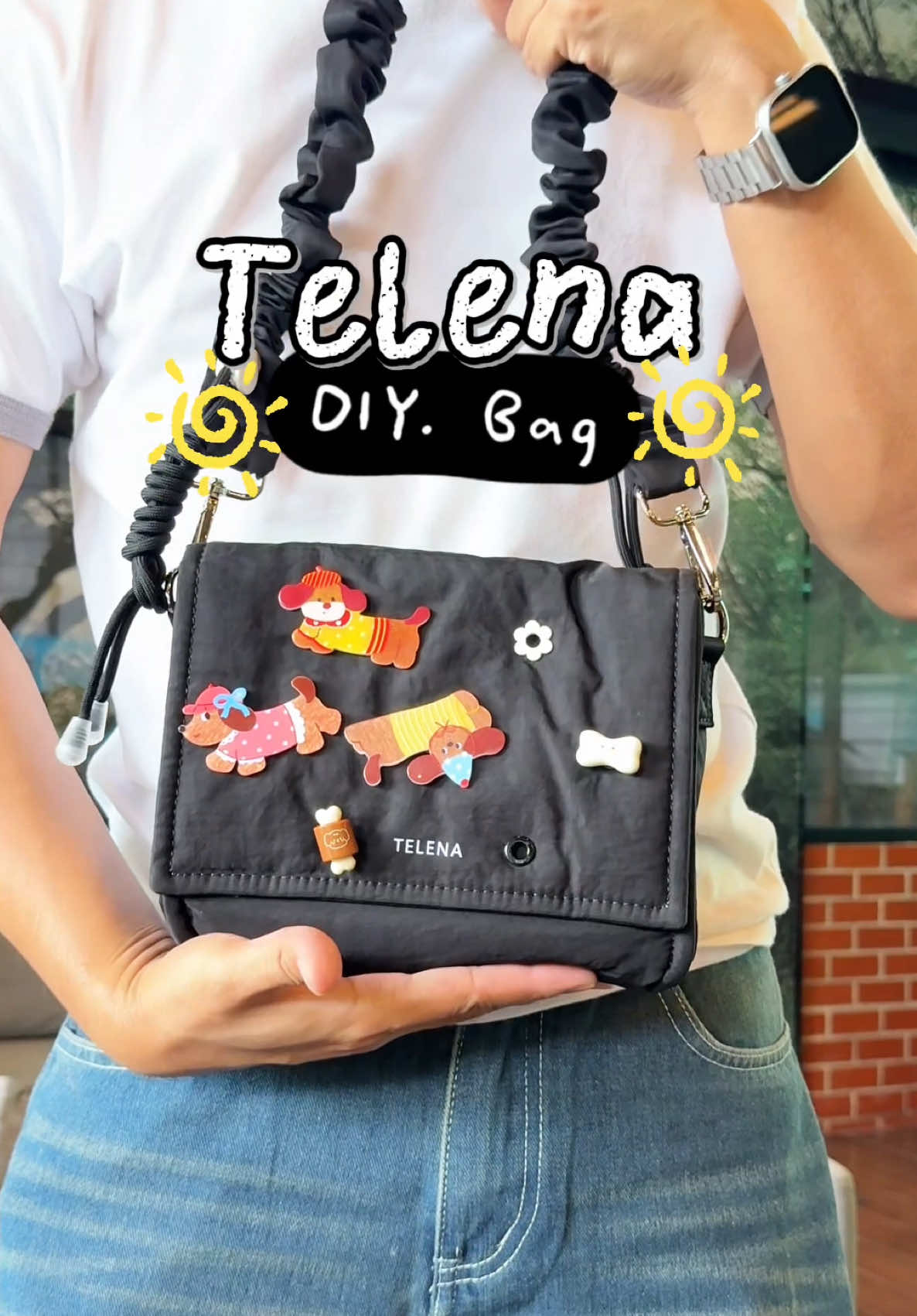 เปลี่ยนจากใบใหญ่มาใช้ใบเล็ก ✨🐶 ที่ใครไซส์มินิจะต้องเลิฟ “กระเป๋า“ telena enjoy ใบนี้น่ารักมาก มีจิบิให้ทุกคนด้วยนะ 🥰 #กระเป๋า #กระเป๋าสะพายข้าง #TELENA #bag #กระเป๋าใบเล็ก #แฟชั่นผู้หญิง #tstospis 