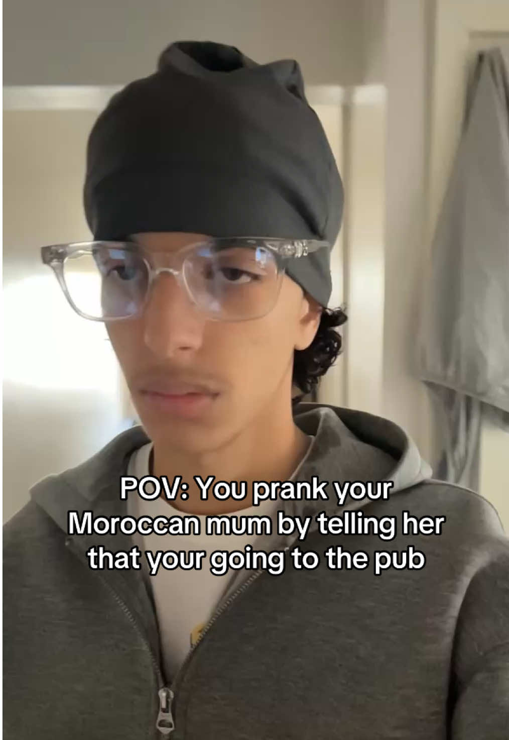 Guys she's gonna tell my dad😭😭😭😭😭 #fyp #morocco #moroccan #entertainment #recommended #foryoupage❤️❤️ #enjoy #funnytiktok #mum #parents #trolling 