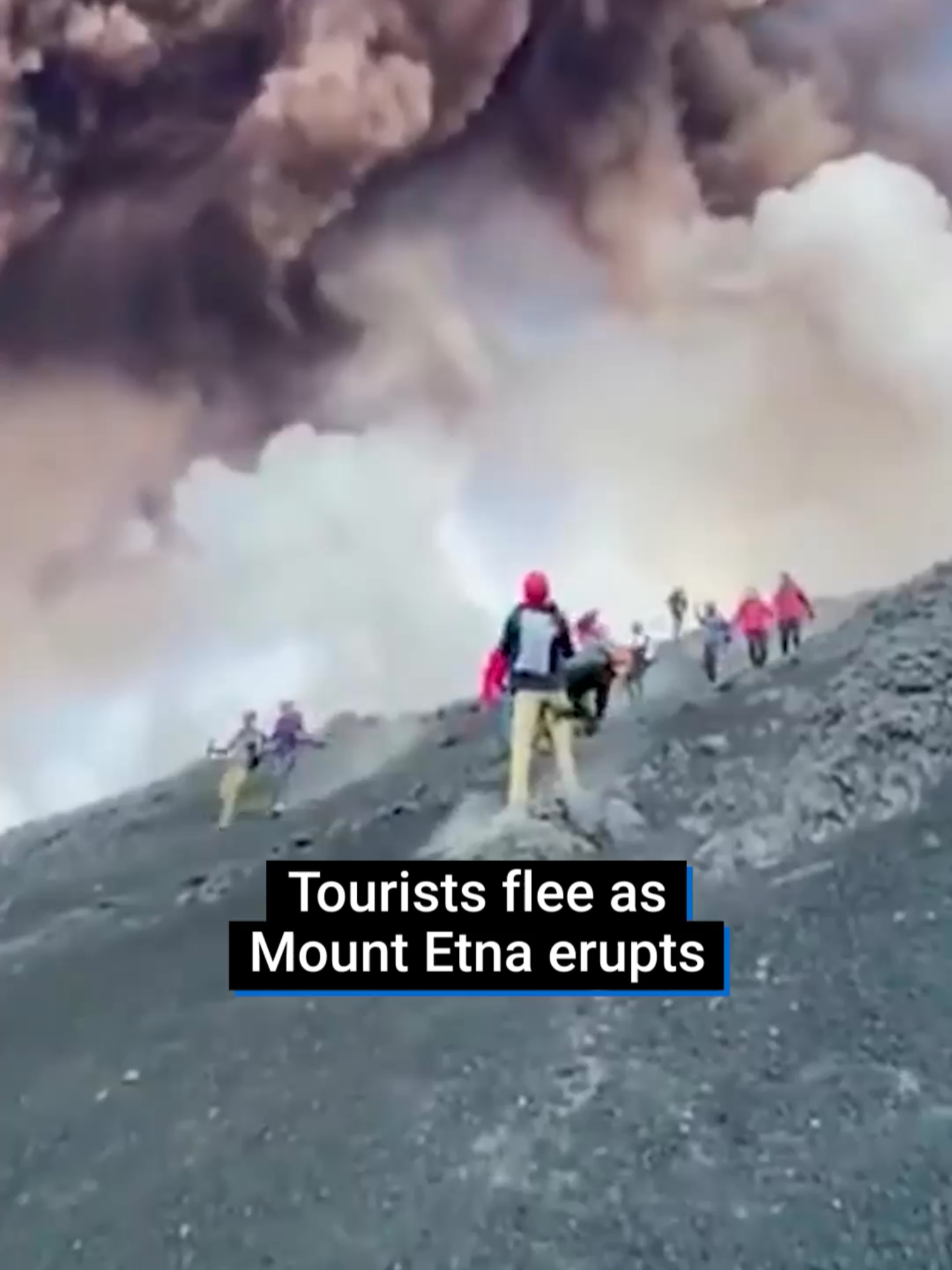 Mount Etna erupts dramatically sending tourists running for their lives. A code red alert was issued after the mountain exploded earlier today, warning it could disrupt flights. #Fyp #mountetna #erupt #tourists #italy #dangerous #volcano