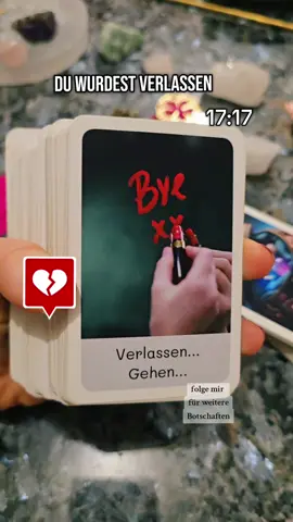 1zu1 Reading, kontaktiere mich hier auf Tiktok mit einer Nachricht 