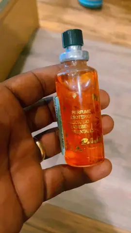 Perfumes esotérico elaborados con finas esencias orientales #pajaromacua #amor #suerte #dinero #romance #prosperidad #esoterico #esotericaomoorire #donboscopanama #lasacaciaspanama #paratiiiiiiiiiiiiiiiiiiiiiiiiiiiiiii #pty🇵🇦 