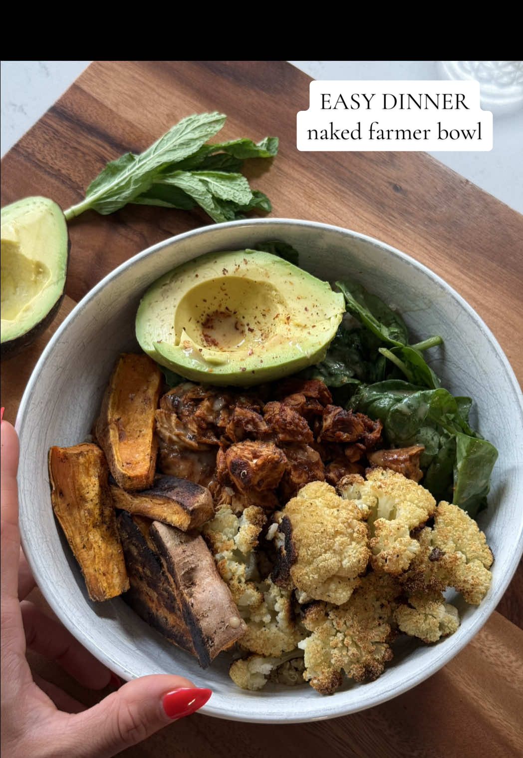Easy weeknight meal 🤭 this recipe is easy and healthy, and the perfect weeknight dinner 🫶🏼 full recipe in bio!!  @LaCroix Sparkling Water  #healthyrecipes #EasyRecipe #easydinnerrecipes #weeknightmeals #mealideas #DinnerIdeas #foodtiktok #highprotein 