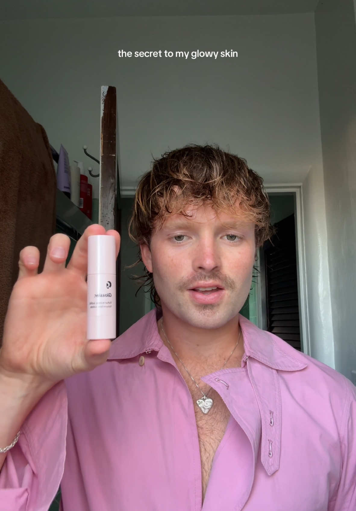 When I tell you I have never been more in love with a product. Linked in bio - you gotta try ⭐️🩷 #skincare #glam #glossier @Glossier 