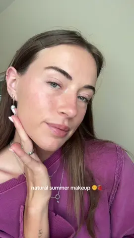 No mascara in the summer is elite #summermakeup #nomakeupmakeup #yourskinbutbetter #acnesafemakeup #simplemakeup @byoma @Versed Skin @MERIT Beauty @cocokind 