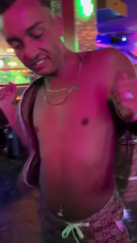 Best Gucci dancer award goes to #fyp #matching #outfit #ibiza 