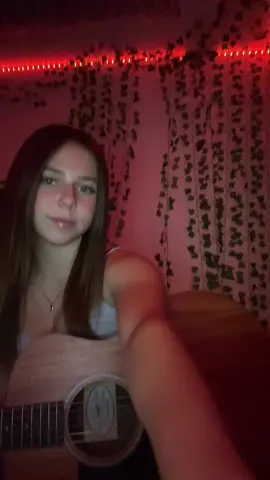 can't help falling in love- elvis presley #fyp #foryou #viral #guitar #singing #trending #viralvideo #xyzbca #acoustic #singer #cover #foryoupage #guitarcover #elvispresley #canthelpfallinginlove 