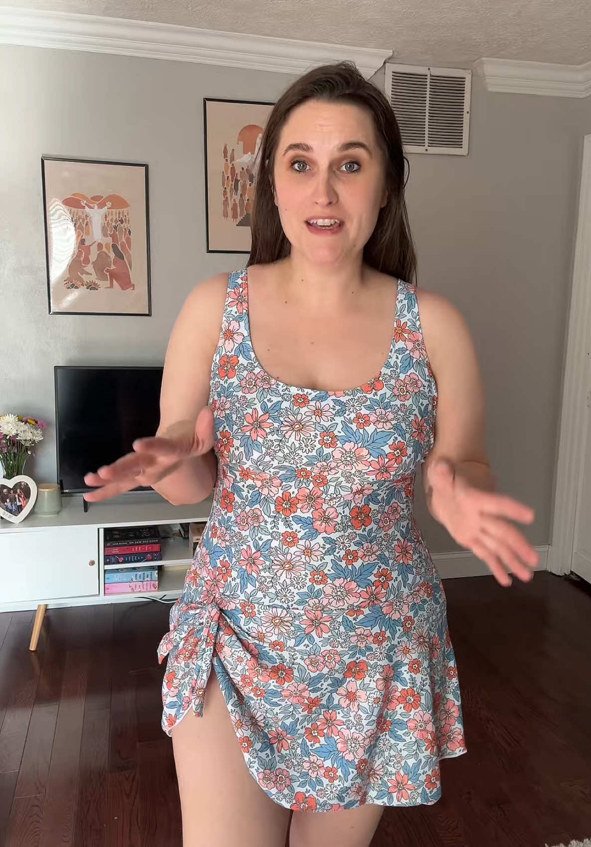 I’m on the hunt for the perfect mom-bod swimsuit! I look for good coverage, support up top and control in the middle! These are the most recent finds from TikTok shop!  #mombod #midsizefashion #plussize #swimsuit #modest #momlife #mombodswimsuits #TiktokShopUnboxing #tiktokshopcreatorpicks #ttslevelup #dealsforyoudays #tiktokshopsummerturnup #eomenie #eomenieswim #swimdress 