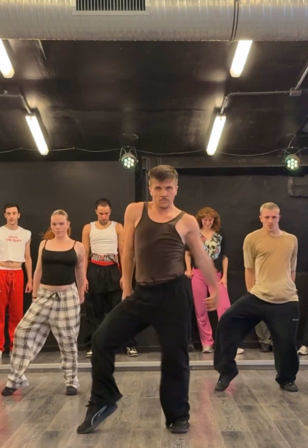 Let me think about it ! @Fedde Le Grand #dance #letmethinkaboutit 