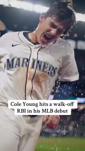 This is what dreams are made of 🥹 #baseball (🎥 @Seattle Mariners )