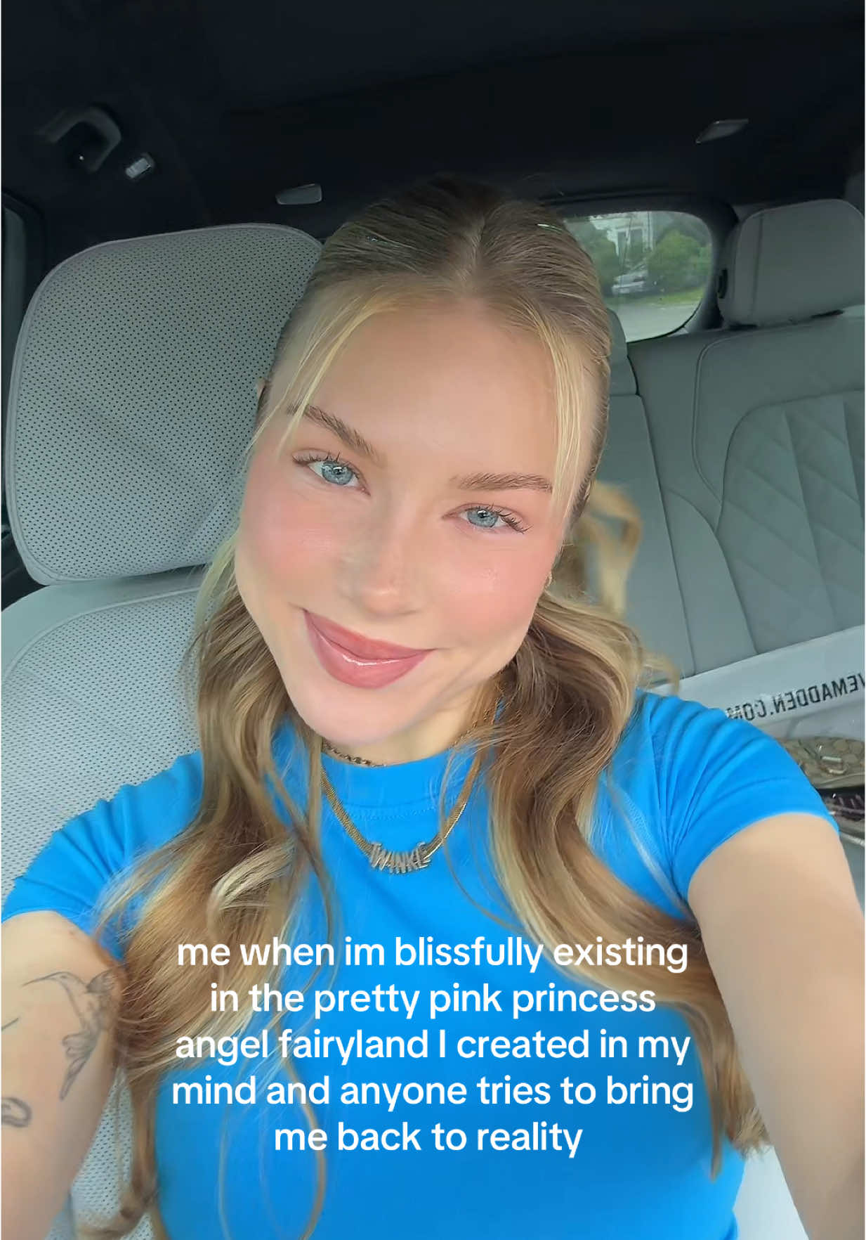 do not disturb my peaceful inner world thank u xoxoxo🧚🏼‍♀️