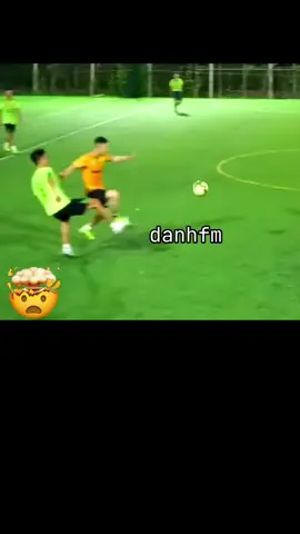 Skill này đã quá ta #danhfm11 #bóngđá #bóngđáphủi #phủi 