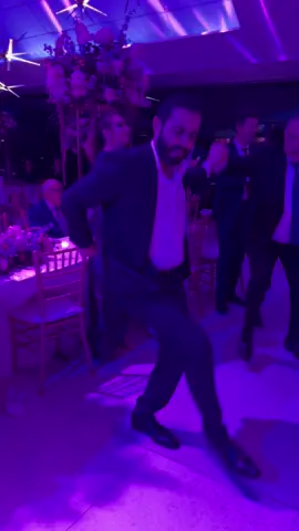 Dabke Lebanese style 🇱🇧 #fyp #lebanese #lebaneseworldwide #dabke #lebanesestyle #music #dance #goodvibes #lebanontiktok #🇱🇧 #classic #classic 