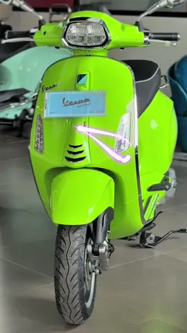 Vespa Sprint Green Magnetico 🔥 #vespadenpasarbali #vespaindonesia #vespa #capcut #viral #fyp #vespatiktok #masukberanda #xybca #foryoupage #4u #moots? 
