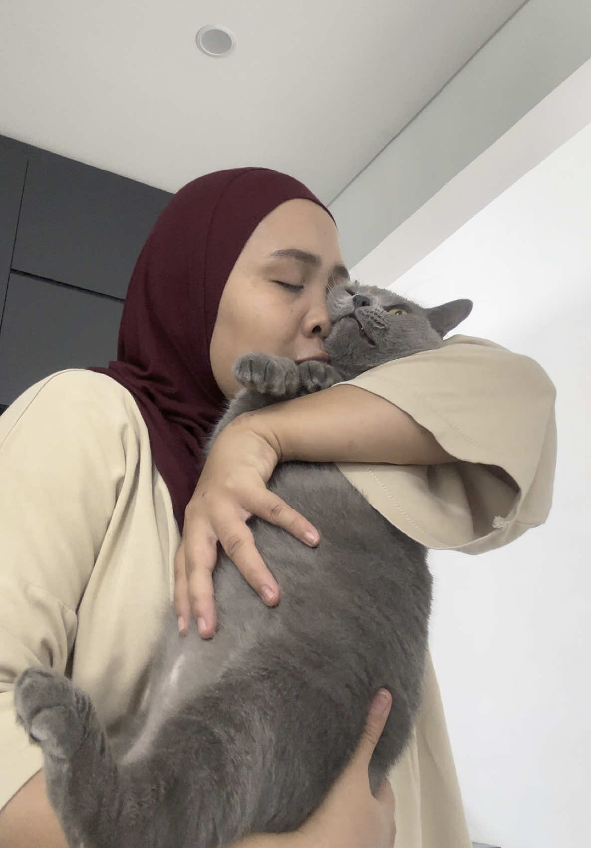 Kalau ada maubpasti manja wkwkw ketika di ladenin marah 