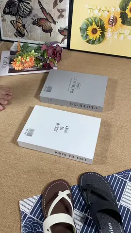 #sandalsrecommendations#sandals#slippers#womenshoes#sandalsforwomen#slippersforwomen#Flats#flat sandals women#flatsandals#flatsandalsforladies#comfortable#trendingkoreansandals#tsinelas#trendingkoreansandals#affordableslipper