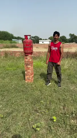 illyas khiladi kung Fu hard working power #homefitness #trending #foryou #unfareezmyaccount #bodybuilding #viral #homegym 