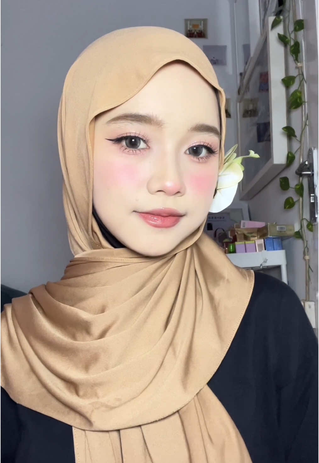 Tutorial Eyelook with salsa eyeshadow comet✨💗🥰 #makeup #tutorials #douyin #douyin抖音 #douyinmakeup #makeupdouyin #salsa #tutorialmakeup #fyp #foryou 