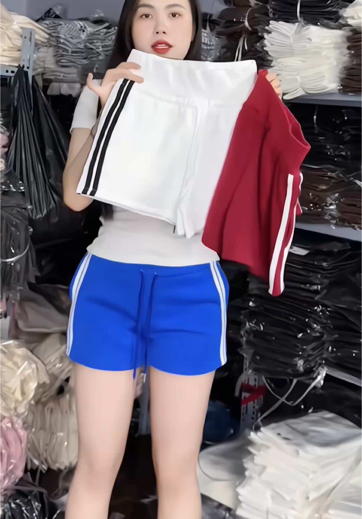 Quần Đùi Nỉ Cạp Cao Phối Sọc #quanshortnu #quanshortcapcao #thoitrangnu #mặcđẹpmỗingày 