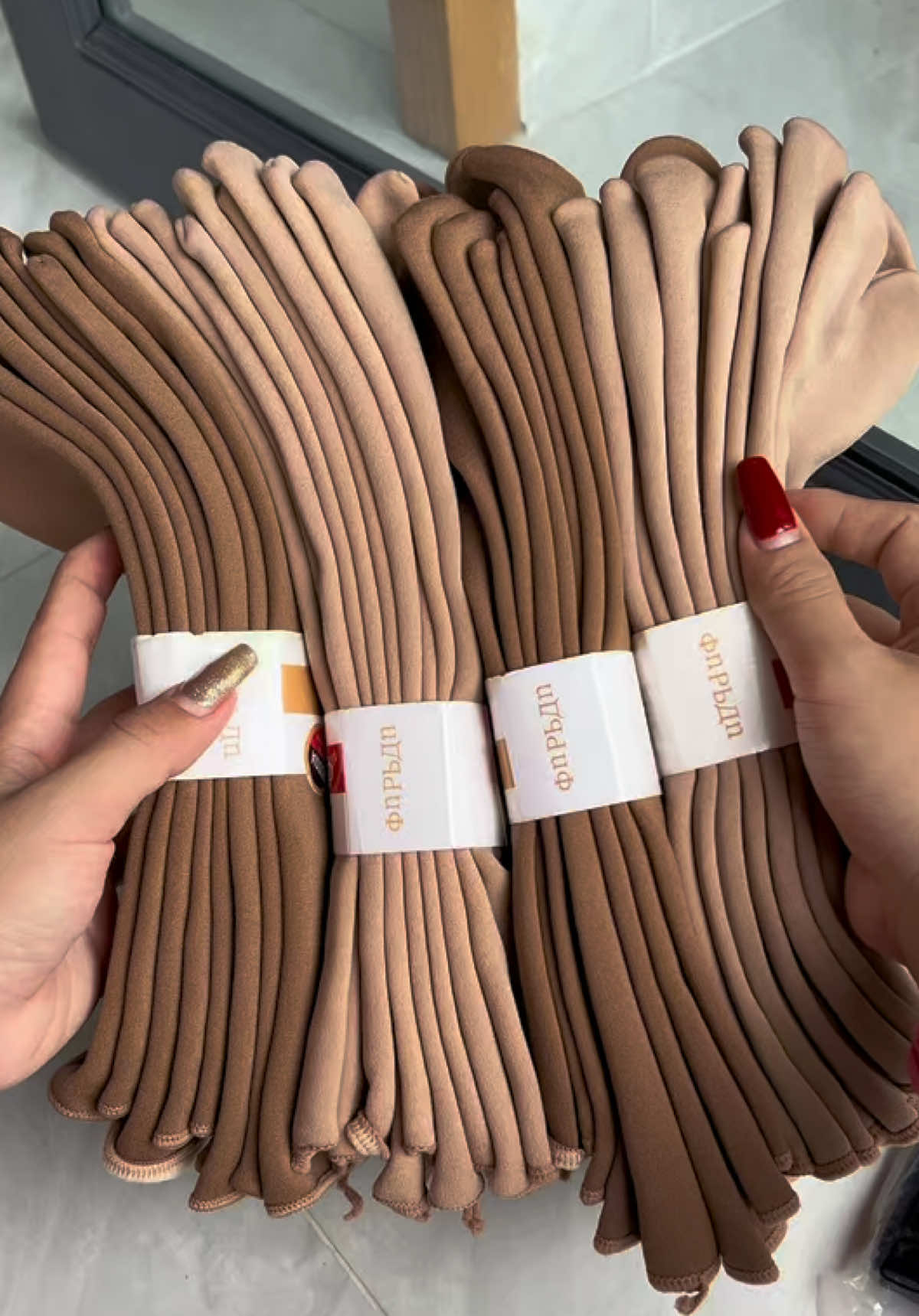 Combo 10 Đôi vớ lót lông ô kem tặng 1 găng tay chống nắng chỉ 79k miễn ship##emkieutaphoa##volotlong##volotlongsieumem##volotlongcuu##tatchannu##volotlongukem##voukem##gangtaychongnang