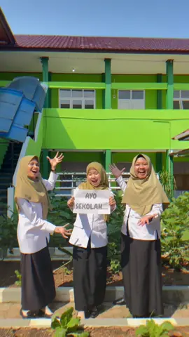 Mau sekolah di tempat yang unggul akademik dan karakter? SMAN 10 Bandar Lampung buka pendaftaran SPMB TA 2025/2026! ✅ Kurikulum terbaik ✅ Program pembinaan intensif ✅ Alumni sukses & inspiratif Jangan lewatkan kesempatan emas ini! Link pendaftaran ada di bio ya! #SPMB2025 #SMAN10BandarLampung #SekolahUnggul #PPDBLampung #MasaDepanCemerlang