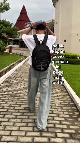 #OOTD #outfitinspo #outfitideas #streetwear #fyp 