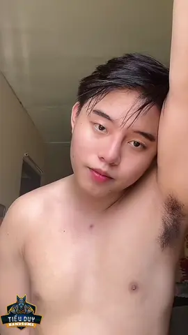 Trai đẹp khoe chiếc nack cực mờ lem trên livestream! 🥵#xuhuong #xuhuongtiktok #traidep #traigym #6mui #chongem #fyp #chiyeuminhanh #trending #ilovetiktok 