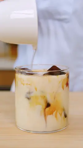 Baru tau butterscotch di bikin latte seenak ini.. bisa stock di rumah banyakan auto hemat! @NESCAFÉ Indonesia #iceamericano #nescafeiceroast