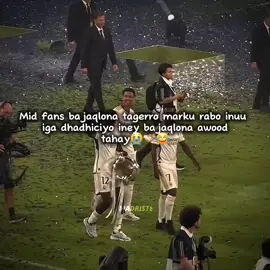 @mention sodheh xariif tagerro bajaqlona😂🫱🏻‍🫲🏽#realmadrid #views #fyp #madriste 