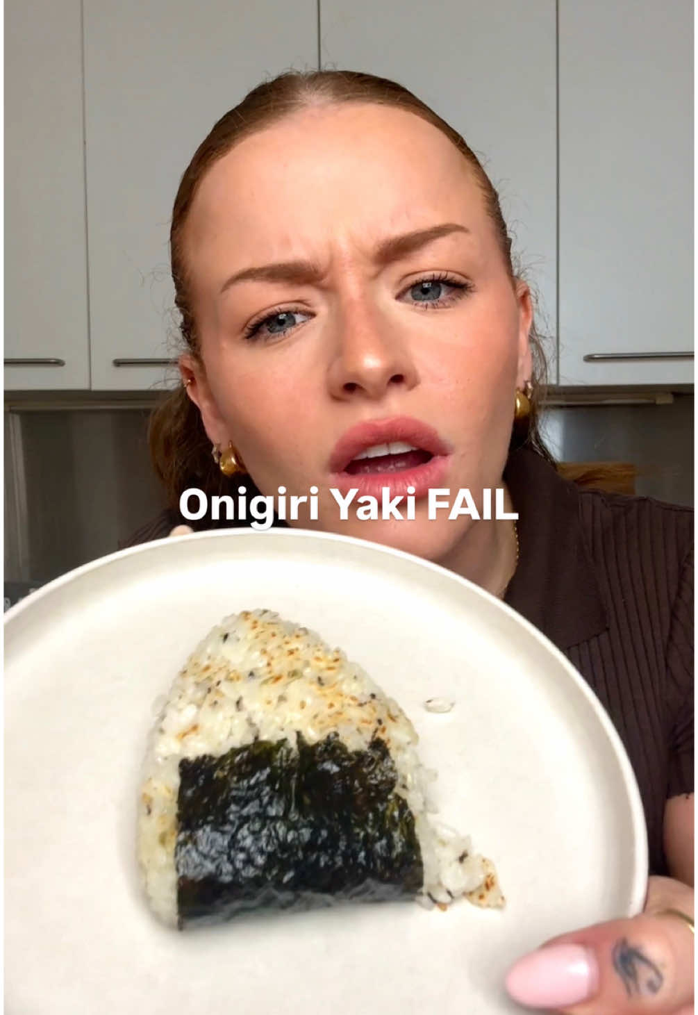 As if I’ve failed already…..  Imma have to give this another go once my pantry and fridge are dryer than the Sahara dessert. But until then I guess 🙄  I haven’t had a kitchen fail like this in a MINUTE team. Happens to the best of us though xx  #onigiri #fail #kitchenfails #recipefails 