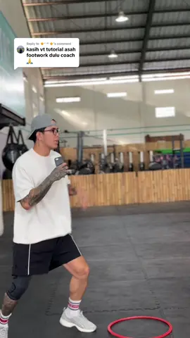 Replying to @🔸️ˢⁱ ˢᵃⁿ🔸️ fundamental untuk footwork kelar ya bossku🙏🔥 #boxing #footwork #fundamental #fyp #fypシ゚ #viralvideo #viral 