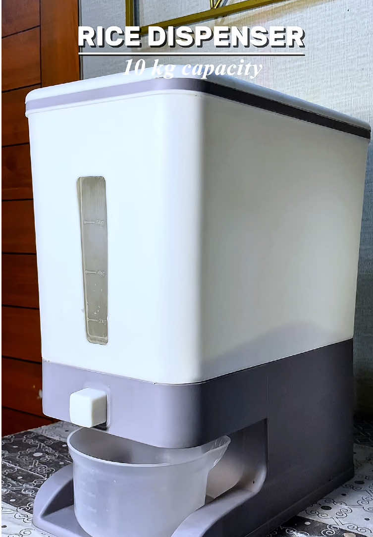 10 kg capacity rice dispenser, perfect sa mga small kitchen natin mga mommy. #ricedispenser #ricestorage  