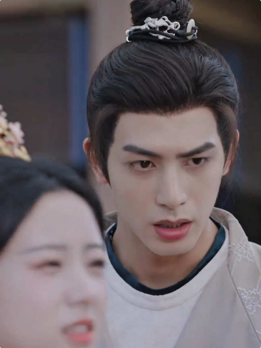 Dia sangat mengkhawatirkan istrinya #cdrama #youthfulglory #songweilong #baoshangen #TikTokTainment #BahasDrama 