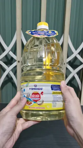 Dầu dừa Vietcoco can 2 lít #bachhoathuytrang #xuhuong2025 #2025 #xuhuongtiktok #xuhuong #dauan 