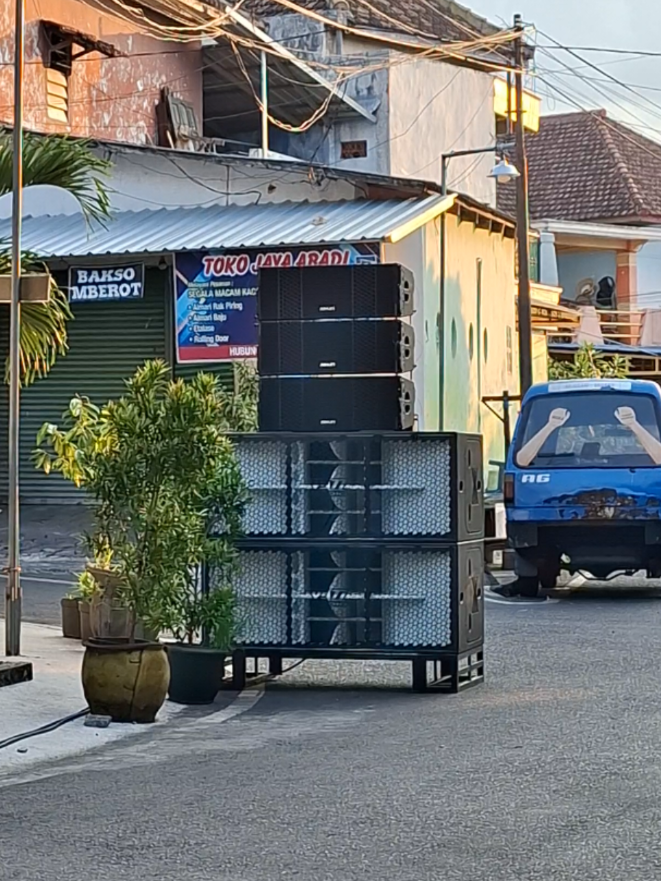 ndue gawe dewe cekne ora dj ae sekali2 dangdut 😁 #manasipower #ashley #linearray #phaselab #lavoce #soundhoreg #clarity #simpatikmusic #fyp 