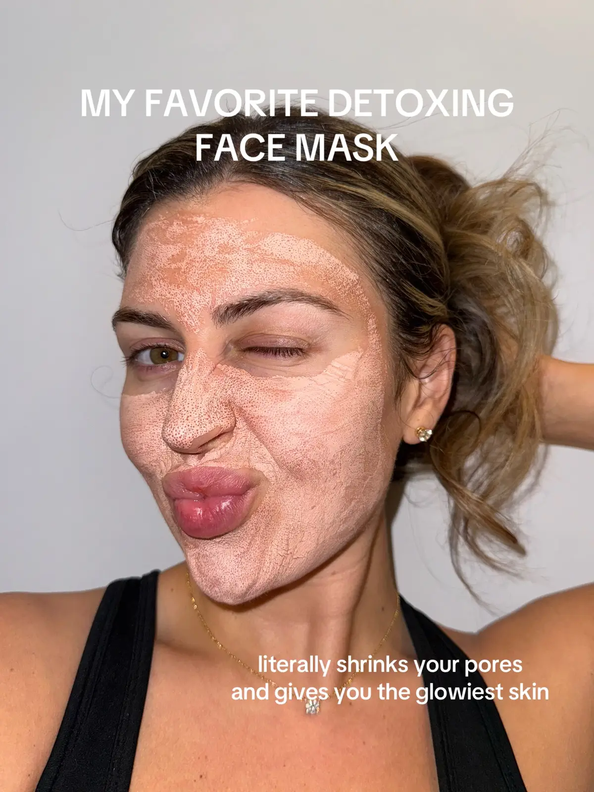 love you @Caudalie #skincare #caudalie #caudalieinstantdetoxmask #skincaregirly #facemask #cleanpores #pores #skincareroutine #skincarehowto   