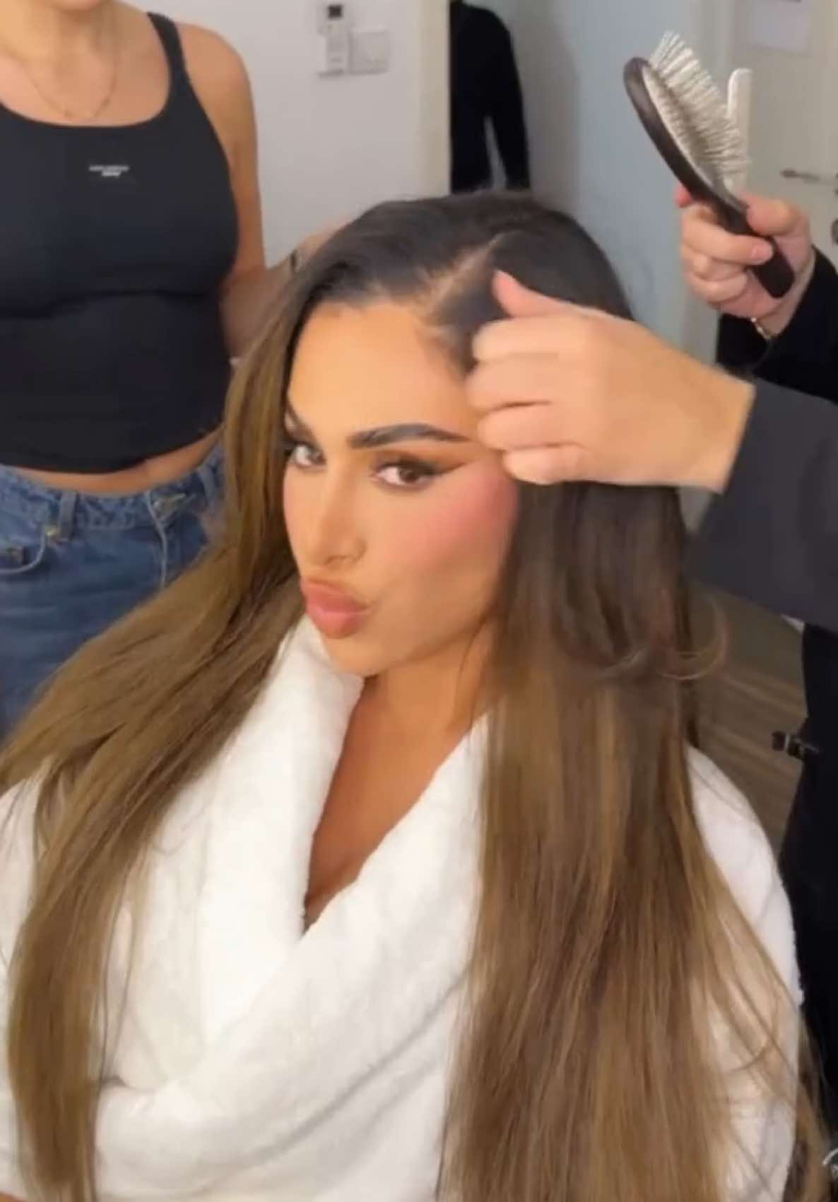 BTS on set with @beautyworks!!! I'm so excited to annouce the collection with Beauty Works is now live! #fyp #bts
