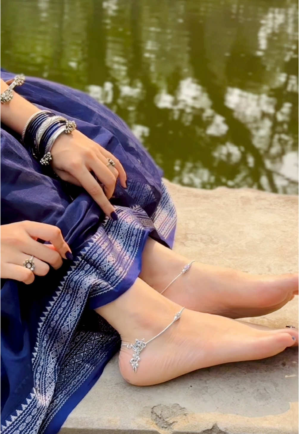 Nil💙 #saree #tiktok #reels #shortvideo #viral #foryou #bangladesh