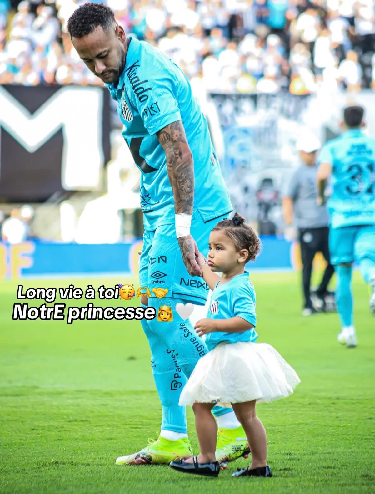 Long vie à toi notre princesse 👸 @Santos FC  @ndongo lo le meilleur  @BROME  DAROU🙏 