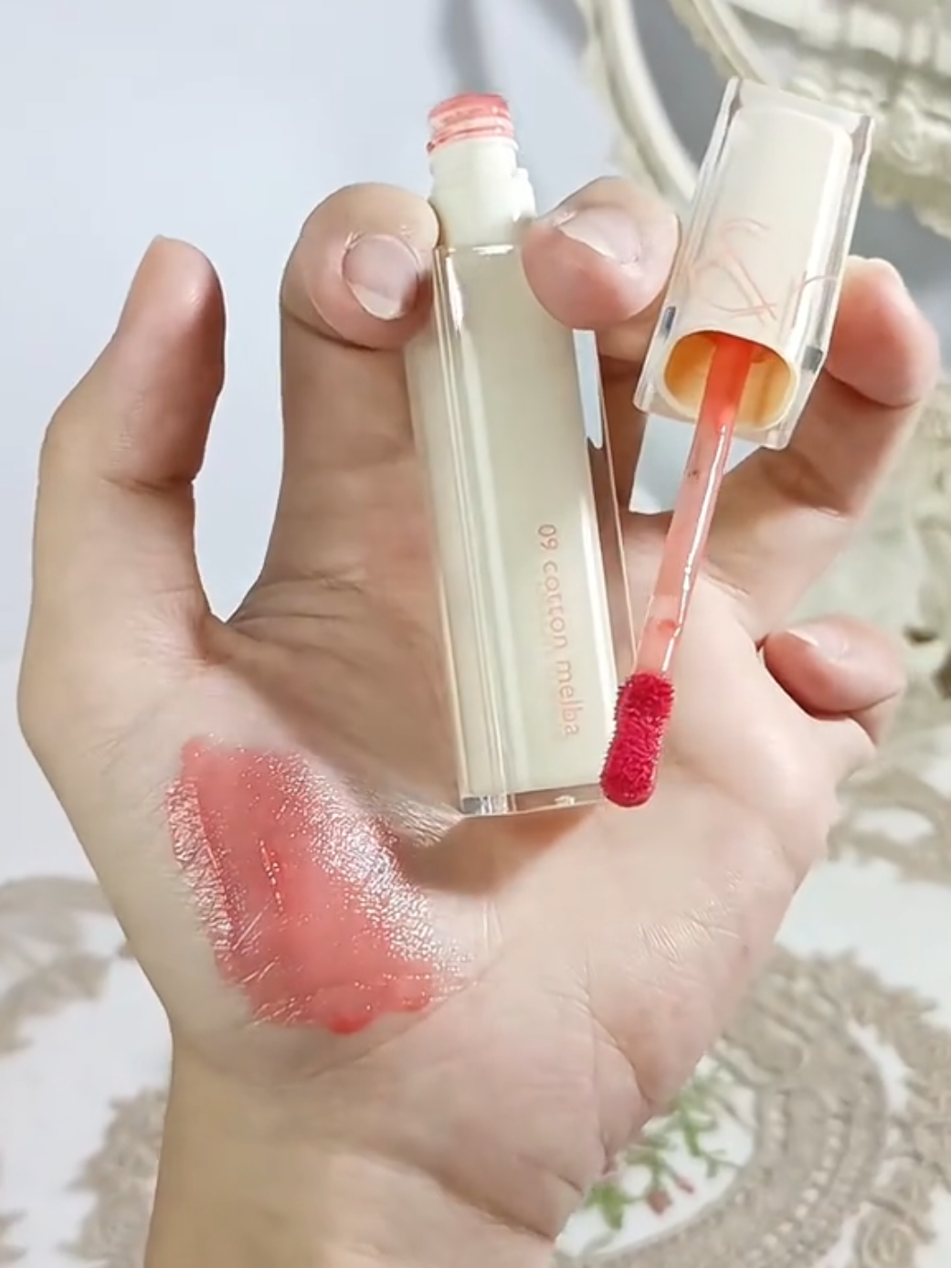 Rom&nd Dewyful Water Tint in 09 Cotton Melba is a dreamy, soft peach-pink 🍑  @romand_ph.official @romand_en  #romand #romanddewywatertint  #koreanliptint #kbeauty  #liptint #kbeautymakeup  #warmshade#peachlips   #orangelipstick #aesthetic  #fyp #explorepage 