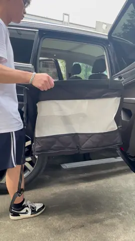 🔥Your pet won't dirty your car❗️❗️❗️ ❤️Give your dog a dedicated seat, which can keep the car clean and give you a sense of security. ✅Saliva won't splash on the seat. ✅Don't worry about your butt and feet getting the seat dirty. Free pee pad~Free shipping~Big promotion~ http://bit.ly/4lqvCg9