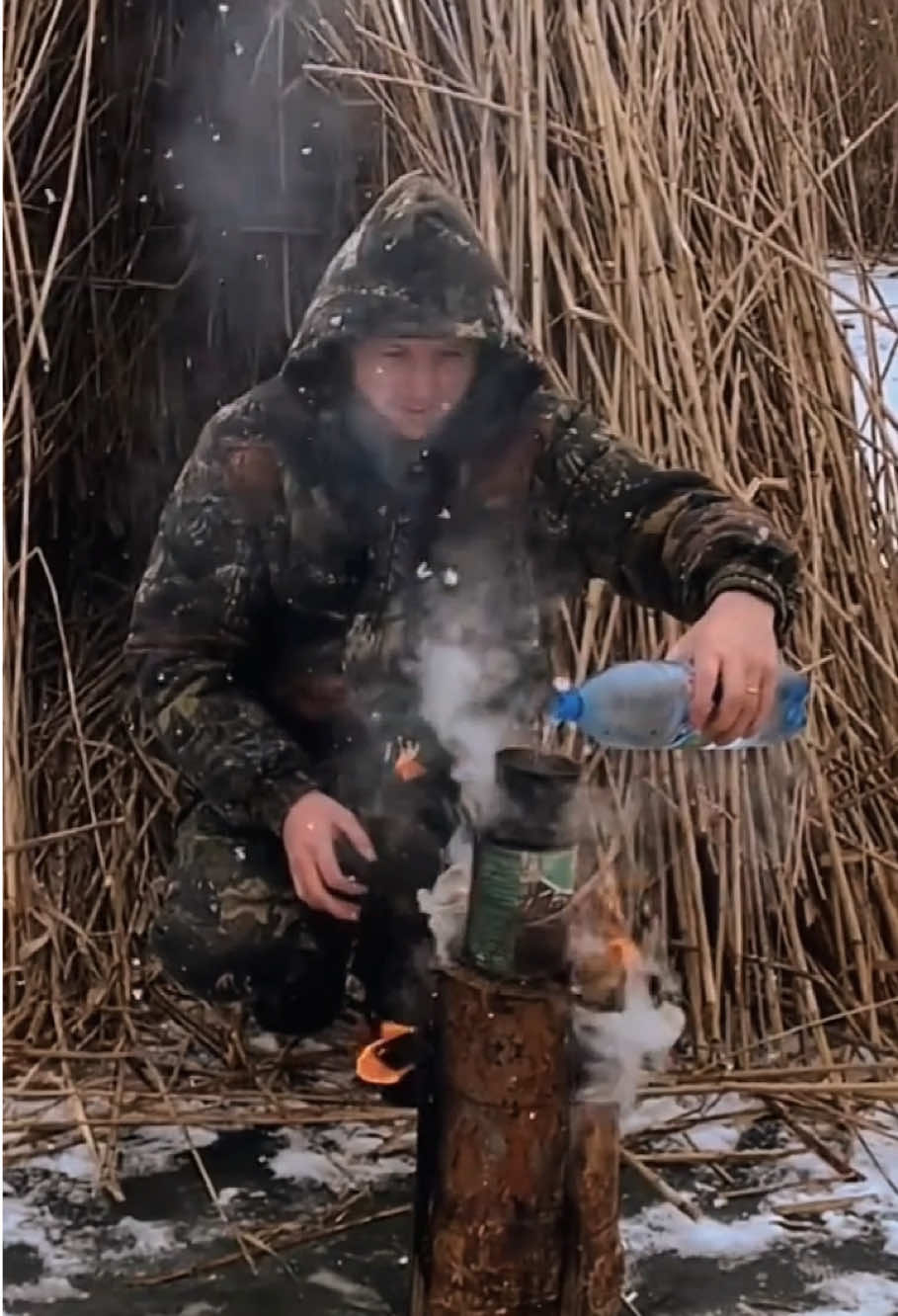Building Shelter in Heavy Snow #survival #shelter #bushcraft #camping #primitive #building #snow #DIY #bushcraftcamping18 