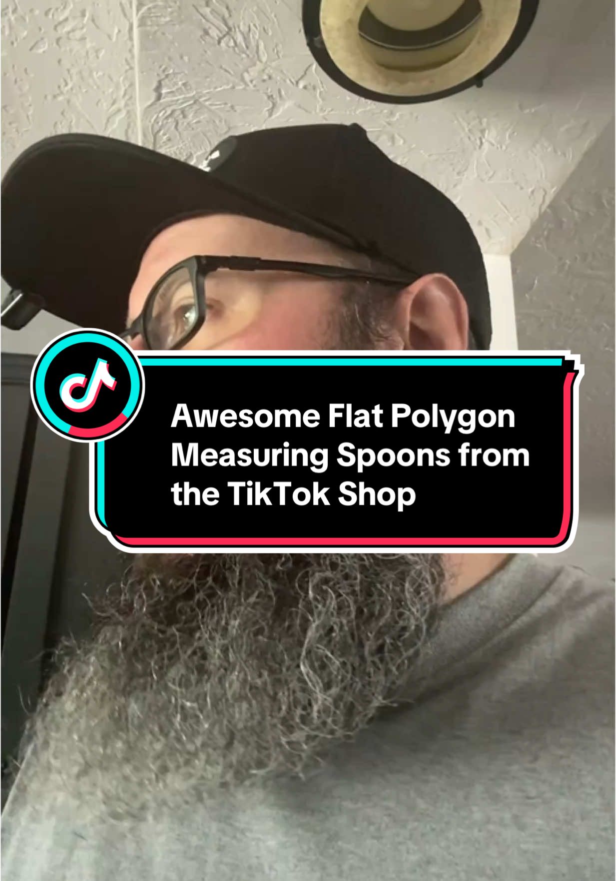 We talk about some new measuring spoons I got from the TikTok shop. They're called polygons and they're flat measuring spoons that are really easy to use and clean. I show how you can pinch the tablespoon and teaspoon to measure things, and how they come in a handy little book. I recommend checking them out with the link below. @Polygons  #dealsforyoudays #measuringspoons #polygons #fypシ゚viral #funnyskit #kitchengadgets #kitchenessentials 
