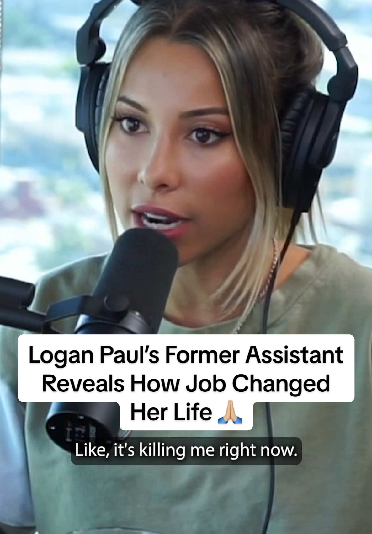 Ayla Woodruff reveals she was working in nightlife when she landed the job as Logan Paul’s assistant. After getting the job, she quit nightlife & she gained 1 million followers in just 2 months, completely changing her life 😳 #loganpaul #assistant #aylawoodruff 