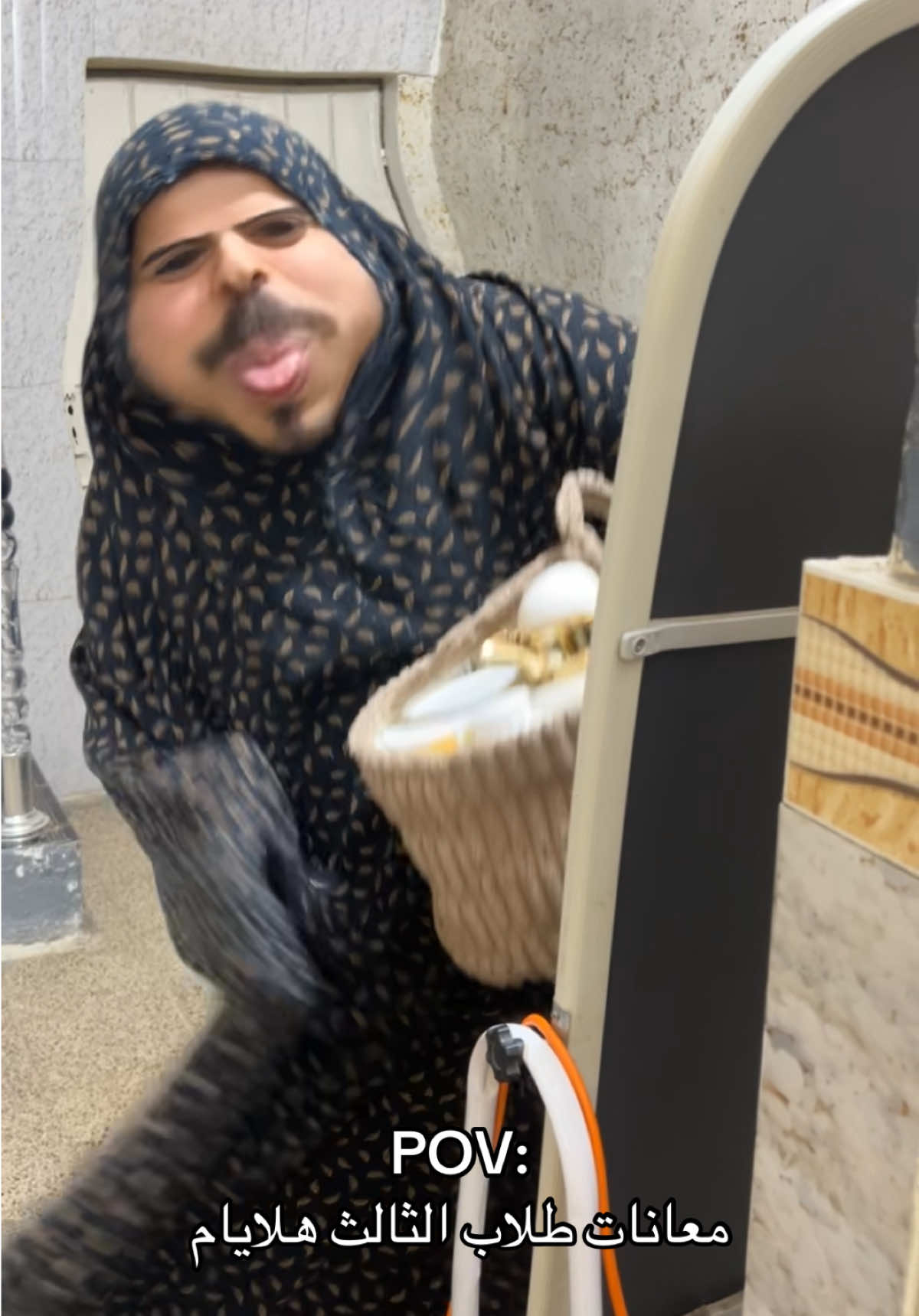 معانات طلاب الثالث🤣……#اكسبلور #طلاب_الثالث_متوسط #الشعب_الصيني_ماله_حل😂😂 
